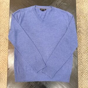 Banana Republic Men's Heather Blue V-Neck Sweater